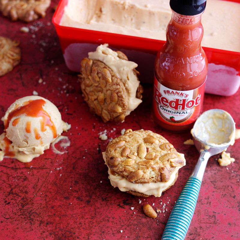 PEANUT BUTTER ICE CREAM SANDWICHES PEANUT BUTTER ICE CREAM SANDWICHES